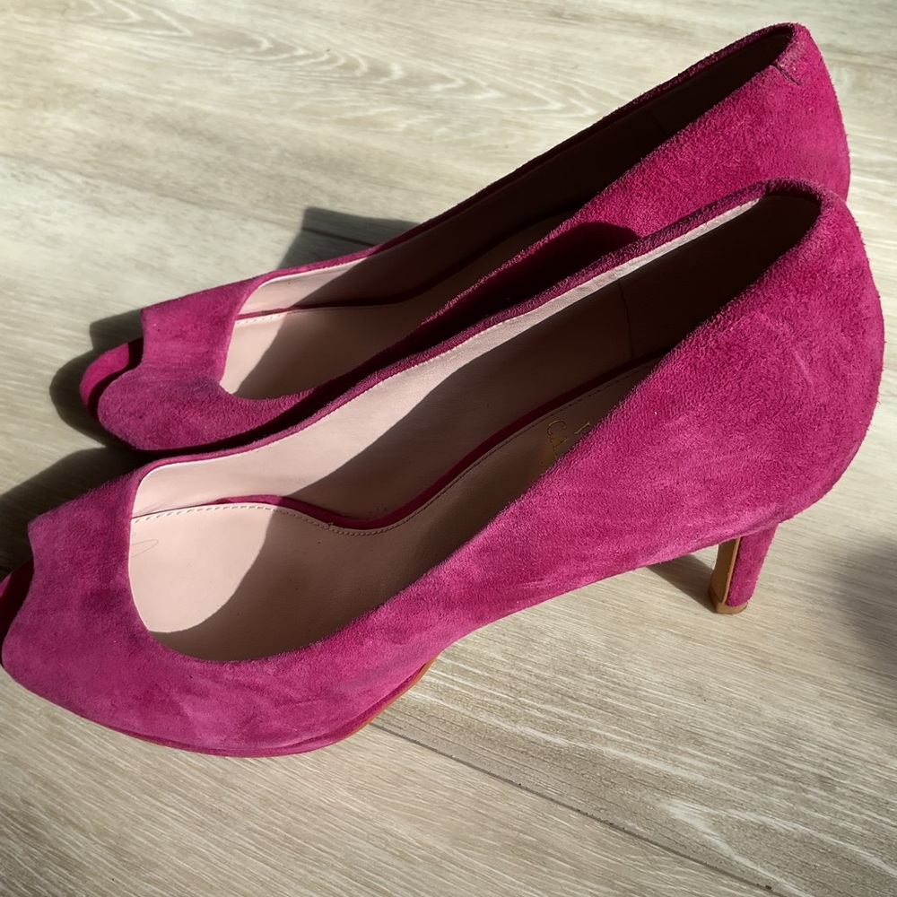 Vince Camuto Peep Toe Heels Pumps Size 7